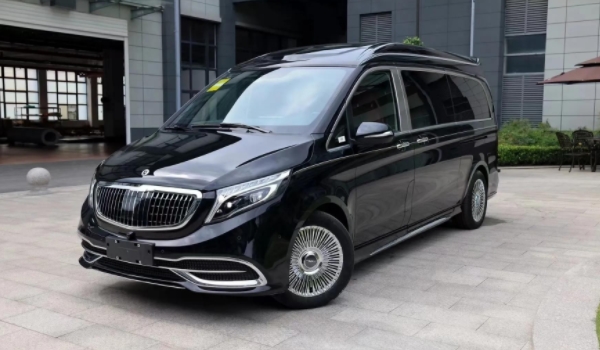 奔驰v260l报价多少钱 新车售价47.88万元(7座车)