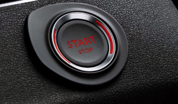 START是什么意思 车辆的启动按键（操作非常简单）