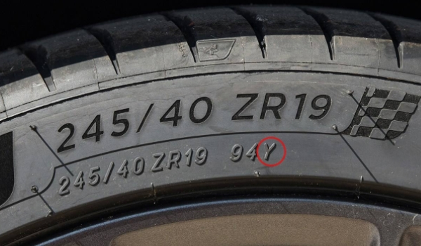 轮胎后面的字母V和H各代表什么 代表轮胎速度等级（注意区分）
