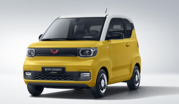 五菱宏光mini是几座 是三门四座车(颜值较高)