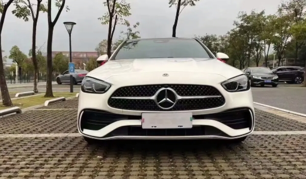 奔驰C260L轿车空调不制冷 空调系统故障（需要尽快维修）