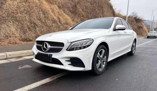 奔驰C260L轿车空调不制冷 空调系统故障（需要尽快维修）