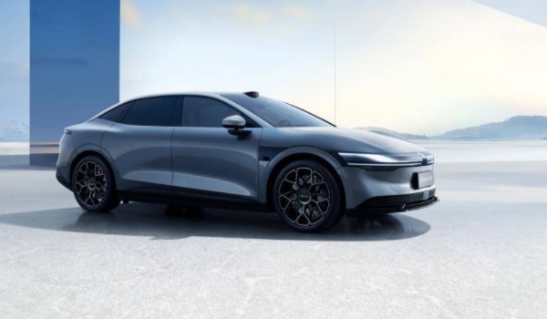 3款性价比超高的品牌电动车 小米SU7，比亚迪海鸥，极氪007