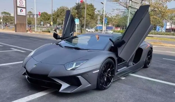 lp700是大牛吗 是大牛(兰博基尼Aventador LP700-4)