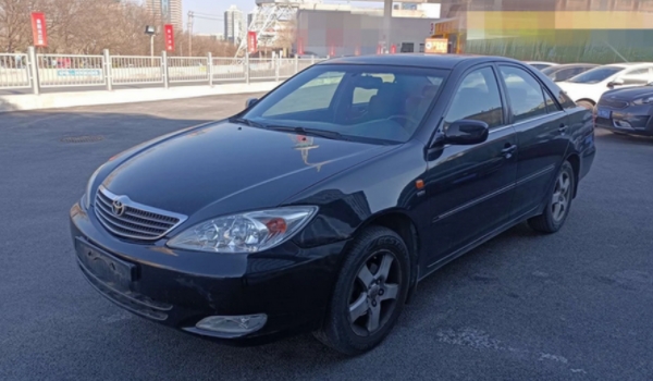 丰田佳美 即丰田Camry(丰田汽车公司推出的一款中型轿车)